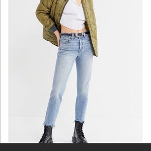 Levi’s Wedgie Icon fit shut up jeans size 24